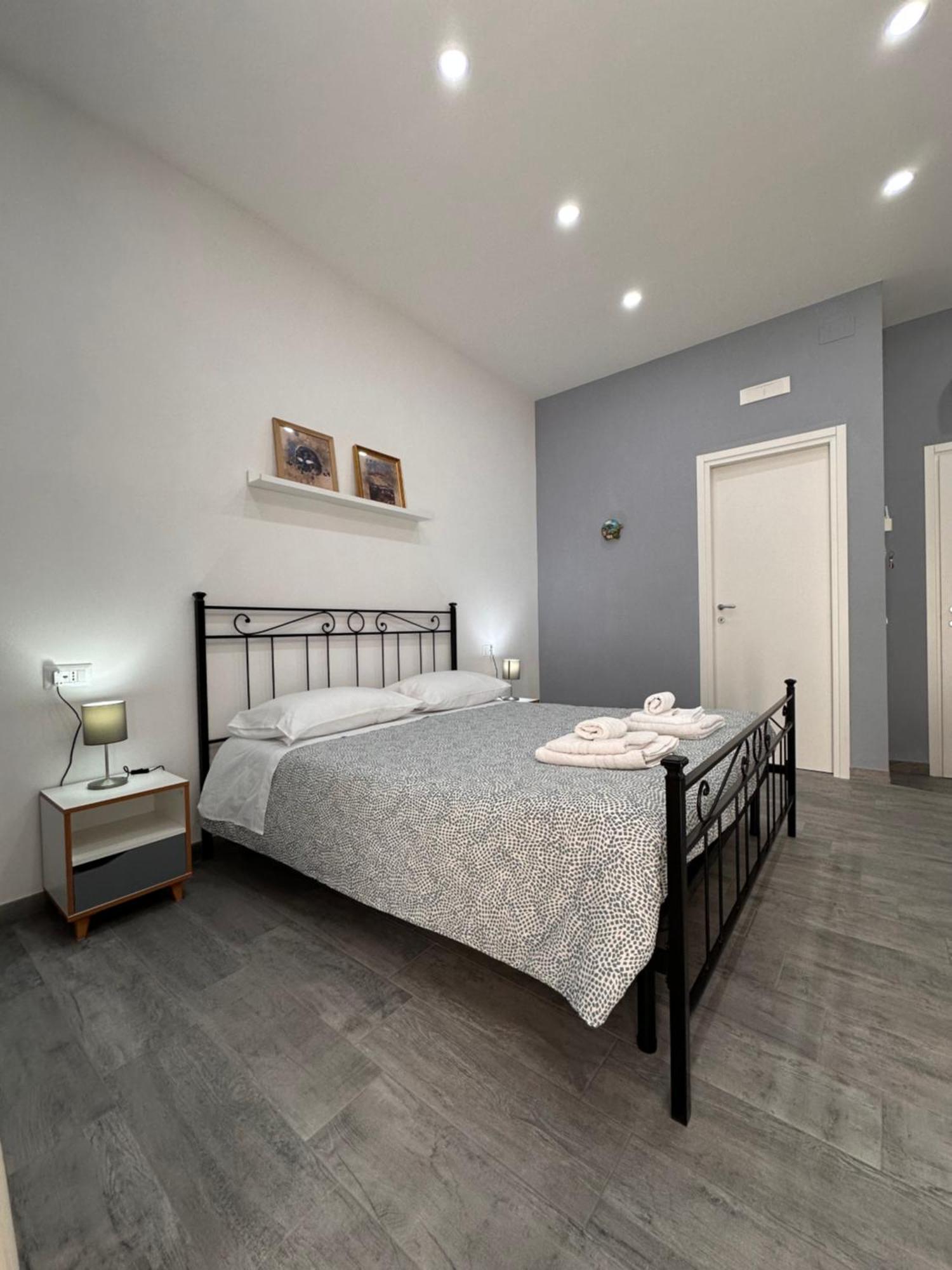 B&B I Tre Santi Naples Extérieur photo