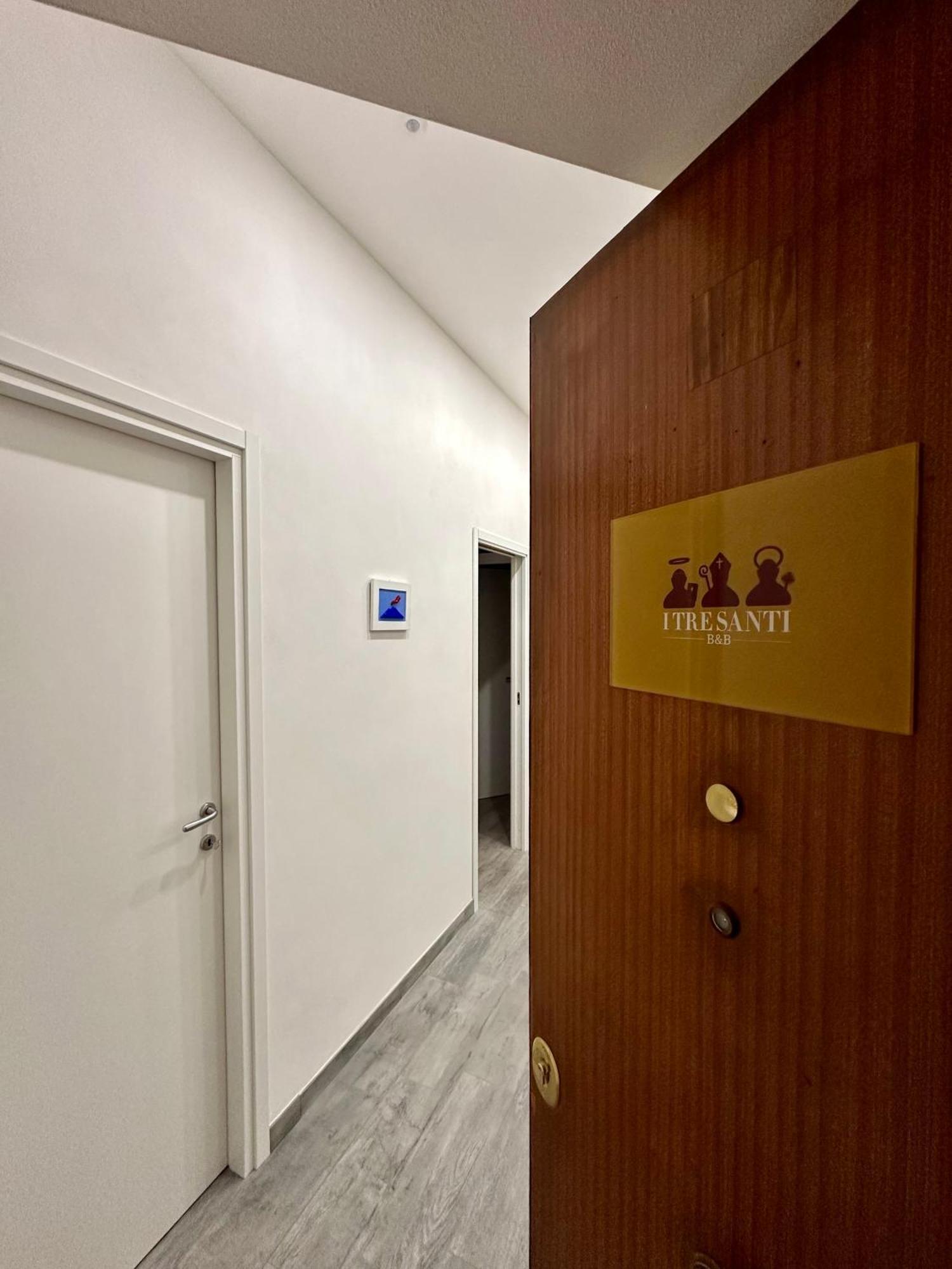B&B I Tre Santi Naples Extérieur photo